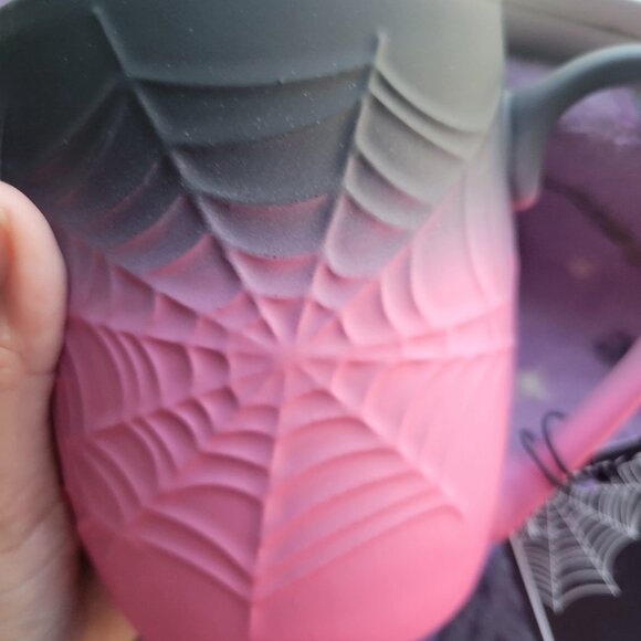 Viral halloween spiderweb ombre pink mug - Picture 2 of 4